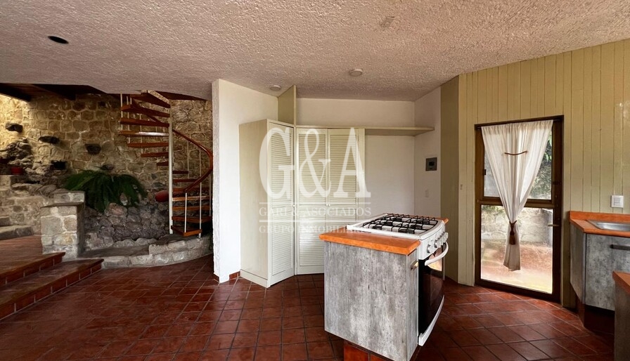 CASA EN RENTA EN PINAR DE LA VENTA