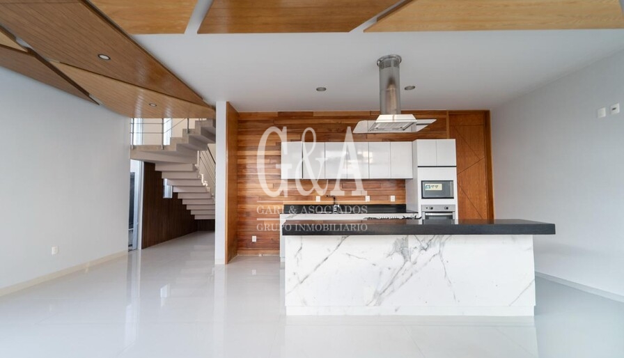 CASA EN VENTA  COTO 2 SOARE