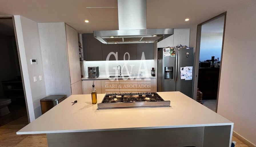 DEPARTAMENTO EN VENTA TORRE EMILE, ZONA REAL.