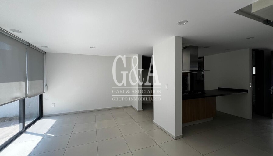 ¡Casa en RENTA en Coto Madeiras 1! FRACCIONAMIENTO VALLE IMPERIAL