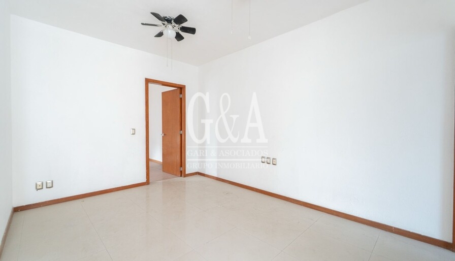 CASA EN VENTA EN PALMA REAL