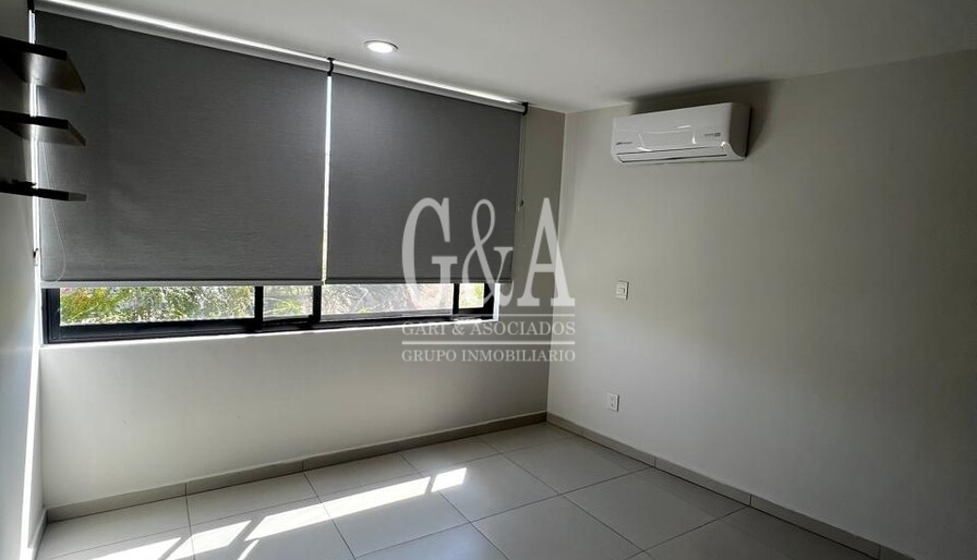 ¡Casa en RENTA en Coto Madeiras 1! FRACCIONAMIENTO VALLE IMPERIAL