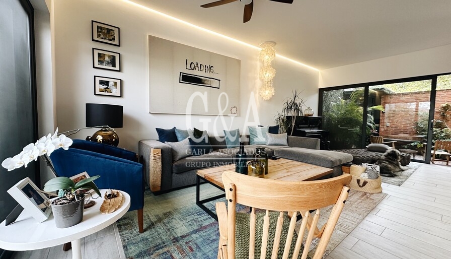 HERMOSA CASA EN OLIVOS RESIDENCIAL