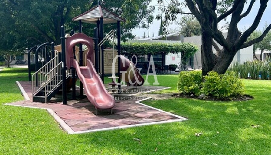 VENTA DE TERRENO EN SOLARES
