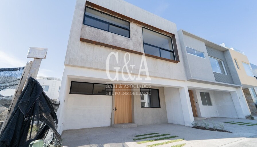 Casa en Venta Muraan | Solares