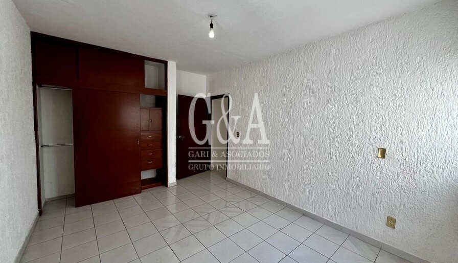 CASA EN VENTA EN ARCOS DE GUADALUPE