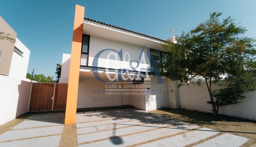 SOLARES RESIDENCIAL