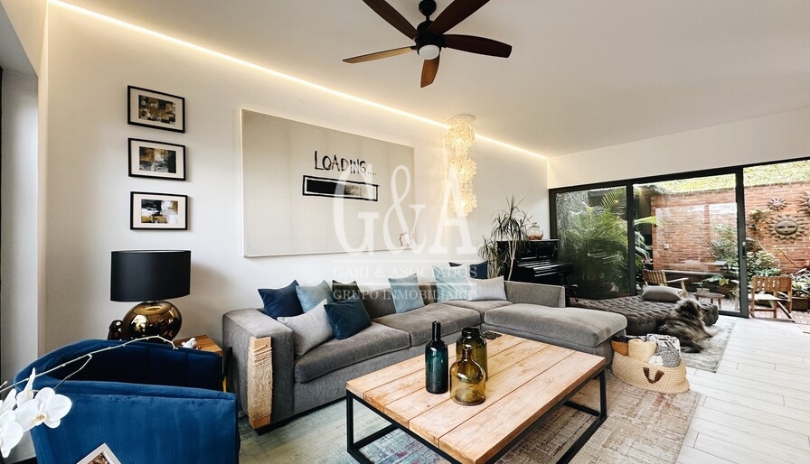 HERMOSA CASA EN OLIVOS RESIDENCIAL
