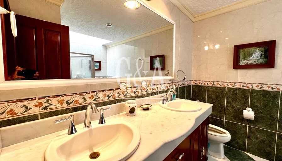CASA EN VENTA EN EL PALOMAR