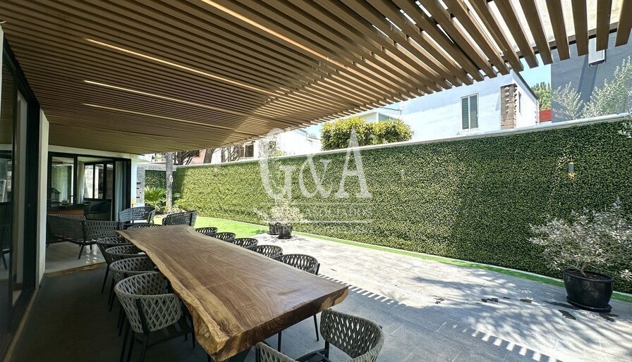 CASA EN VENTA VALLE REAL