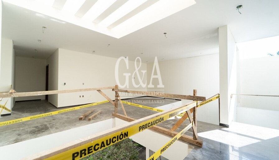 VENTA DE CASA EN VALLE REAL