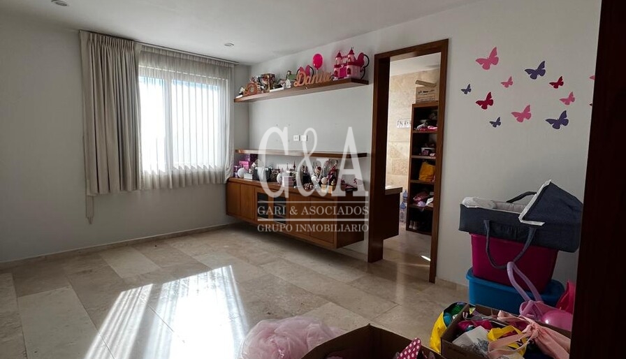 HERMOSA CASA EN COTO