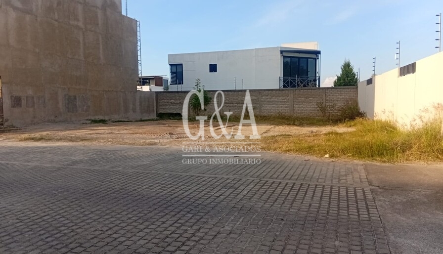 TERRENO EN VENTA EN AZENT,  SOLARES