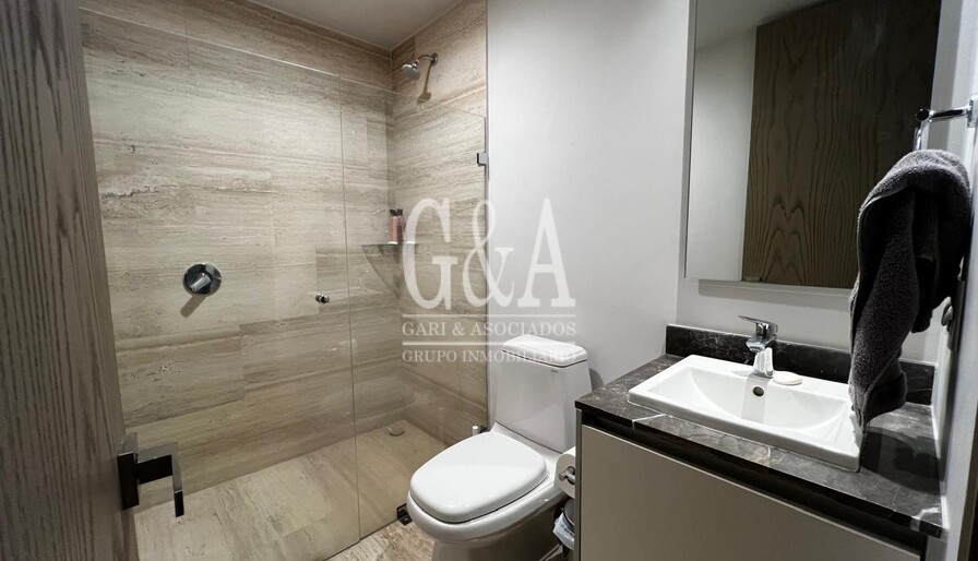 DEPARTAMENTO EN VENTA TORRE EMILE, ZONA REAL.