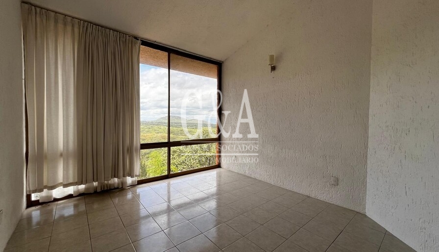 CASA EN RENTA EN PINAR DE LA VENTA
