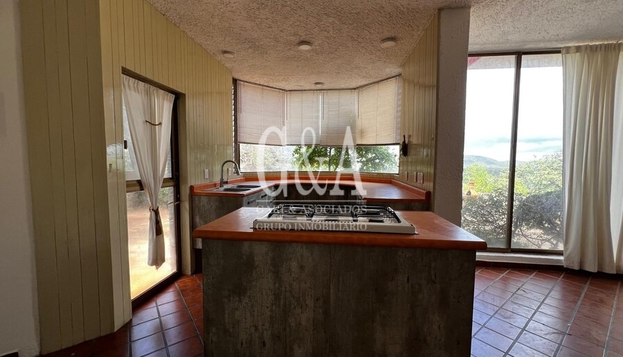CASA EN RENTA EN PINAR DE LA VENTA