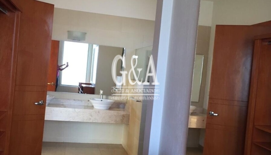 CASA EN VENTA EN OLIVOS RESIDENCIAL