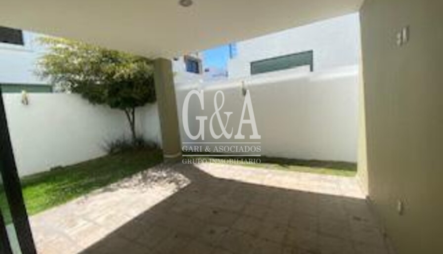 Casa en Solares