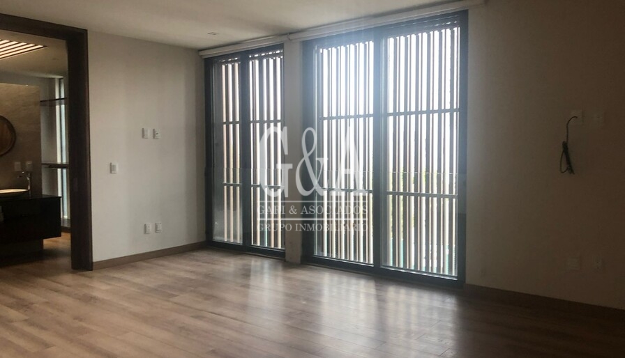 Puerta Las Lomas Residencia en Renta