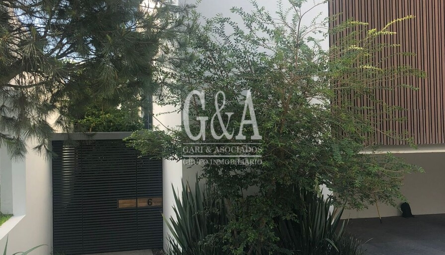 Puerta Las Lomas Residencia en Renta