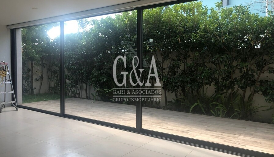 Puerta Las Lomas Residencia en Renta