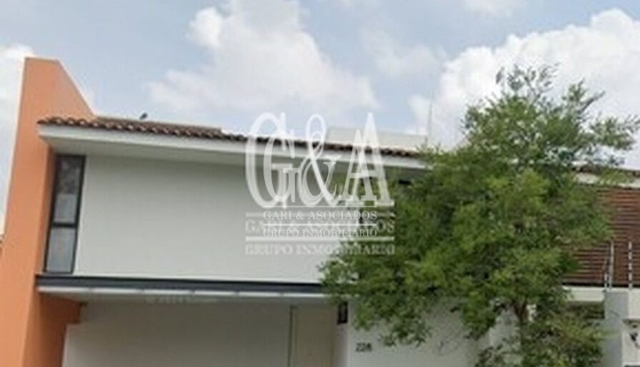 SOLARES RESIDENCIAL