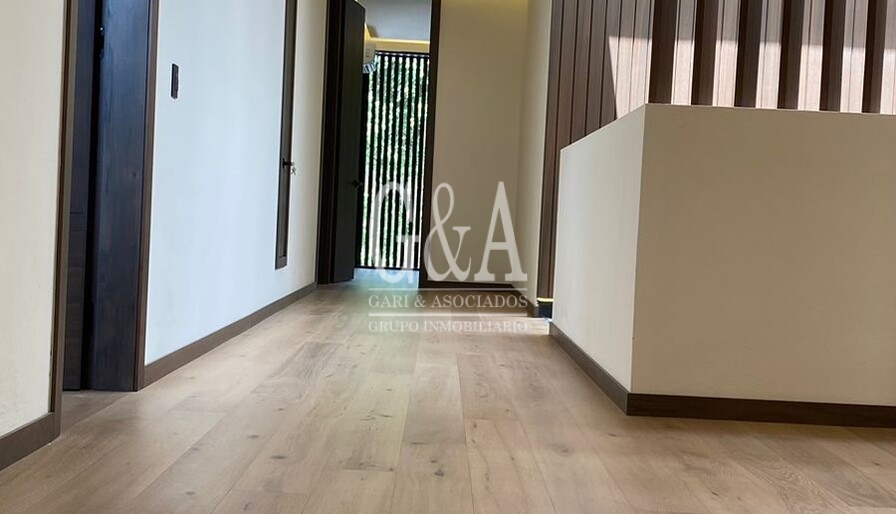 CASAEN VENTA EN OLIVOS