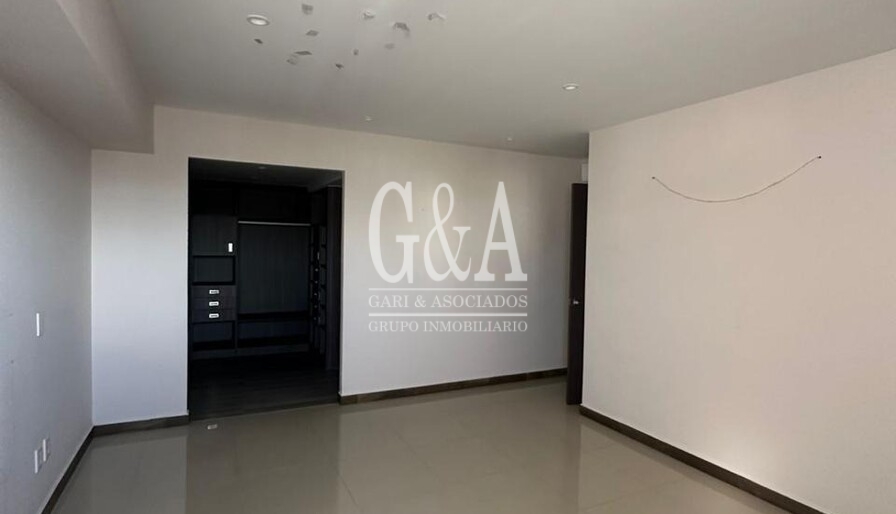 DEPTO. EN RENTA TORRE SCALA 54