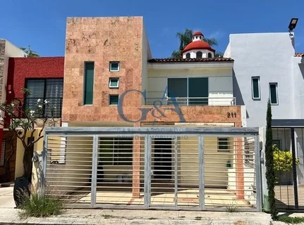 CASA EN VENTA EN SAN ISIDRO