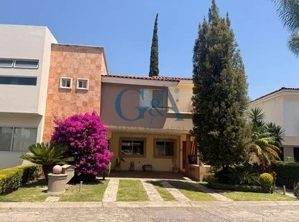 CASA EN RENTA EN VALLE REAL (COTO ACUEDUCTO)