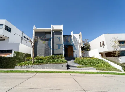 CASA EN VENTA PUERTA AQUA