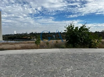 PIEMONTE TERRENO CON VISTA AL CAMPO DE GOLF