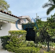 RESIDENCIA EN RENTA EN COLINAS DE SAN JAVIER.