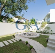 CASA EN VENTA EN VALLE REAL SOBRE AVENIDA