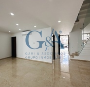 FONTEE (SOLARES) ESTRENA CASA DE LUJO