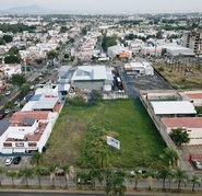 TERRENO EN SERVIDOR PUBLICO SOBRE VALLE DE ATEMAJAC