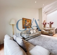 CASA EN VALLE REAL FRENTE APARQUE