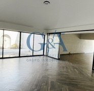 RESIDENCIA EN RENTA EN COLINAS DE SAN JAVIER.