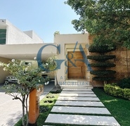 INCREIBLE CASA EN VALLE REAL