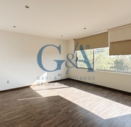 SANTILLANA FRENTE A PARQUE