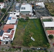 TERRENO EN SERVIDOR PUBLICO SOBRE VALLE DE ATEMAJAC