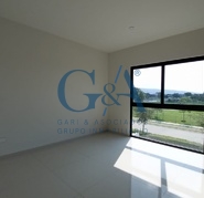 Bosques Vallarta Residencia en Venta