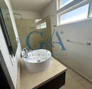 CASA EN COTO 9 SOLARES ESTILO MODERNA