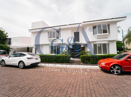 ATLAS COLOMOS EN COTO PRIVADO CASA EN VENTA