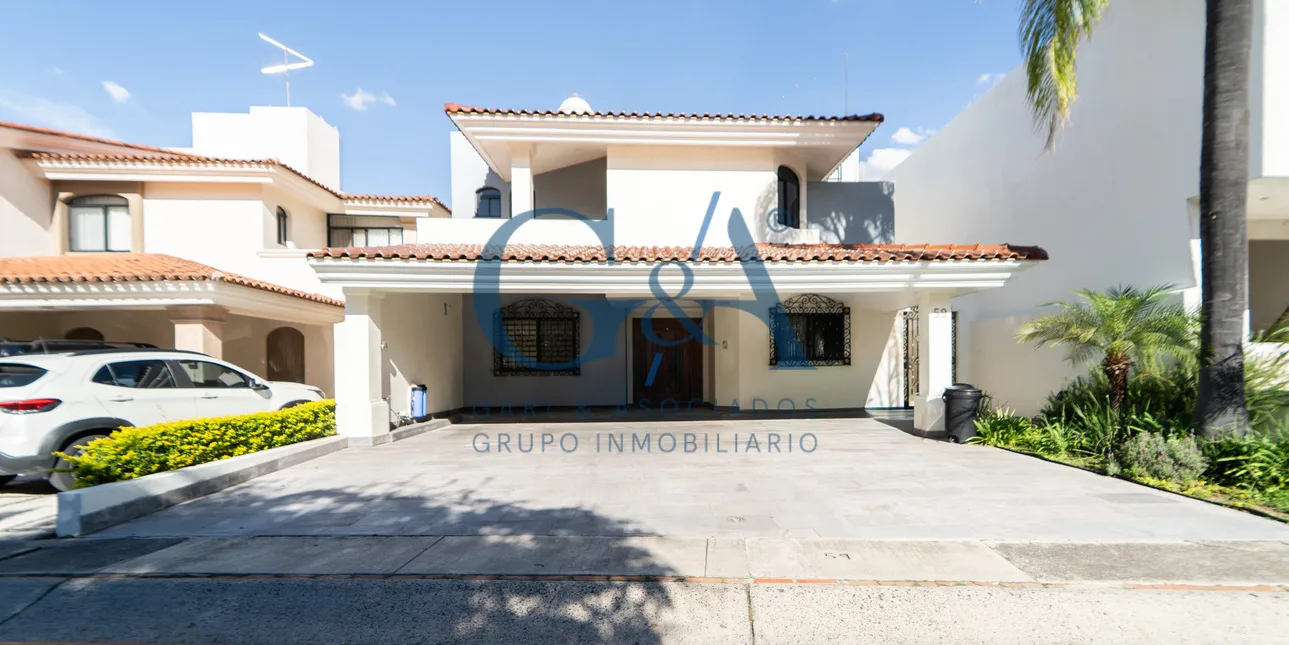 CASA EN RENTA COTO LA CAMPIÑA, ROYAL COUNTRY