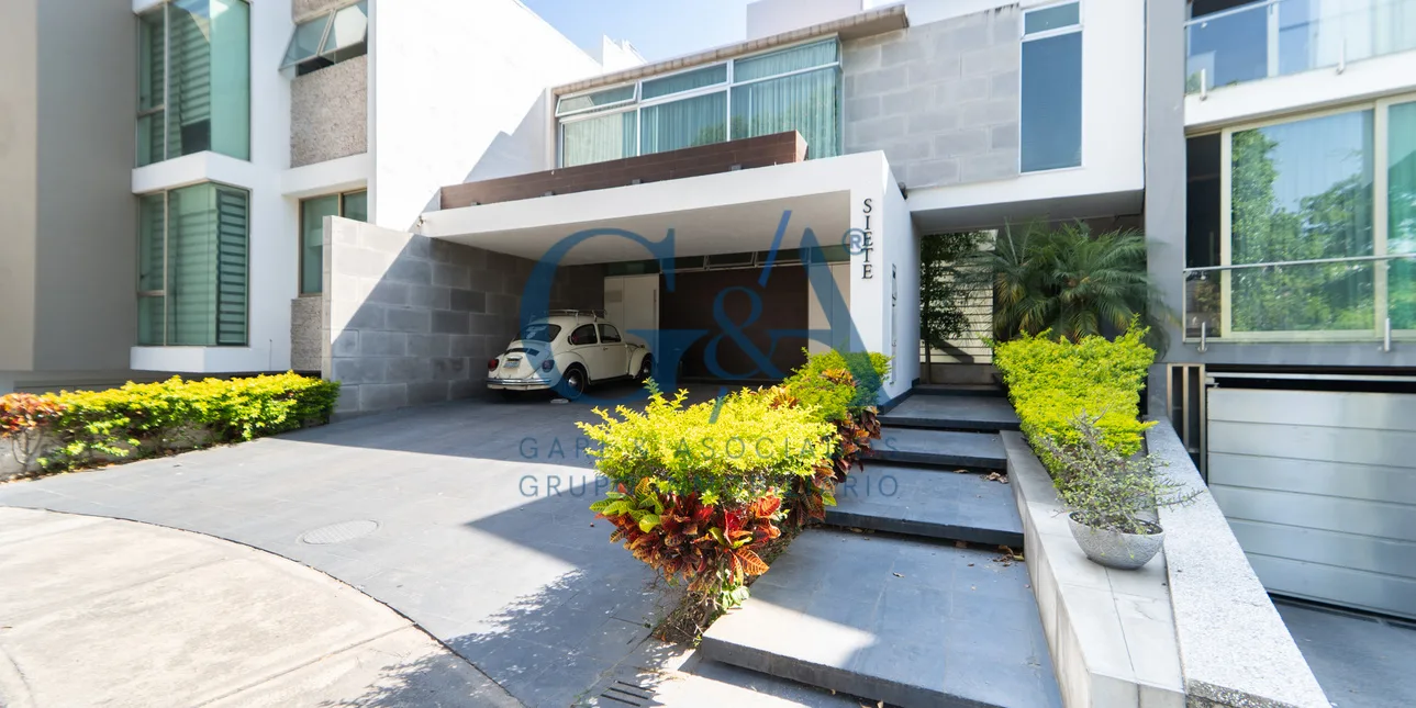 CASA EN VENTA LOS OLIVOS