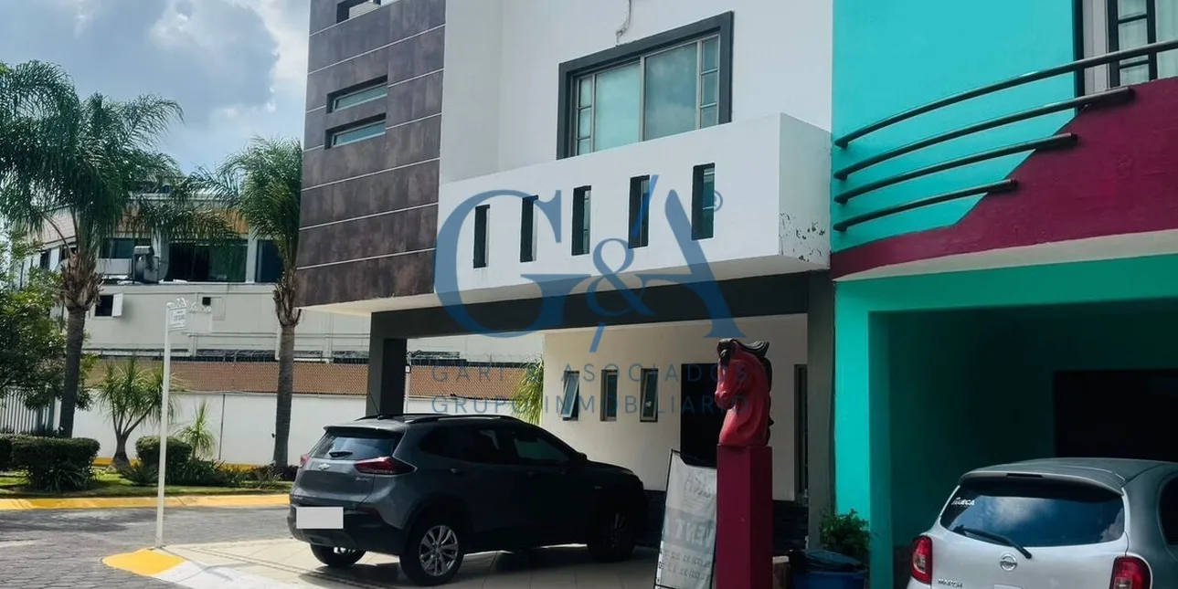 CASA VENTA EN VALDEPEÑAS